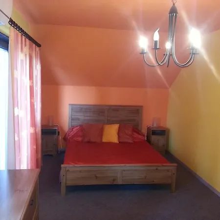 Nador Apartman *